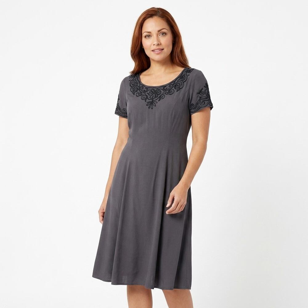 Sarah Elizabeth Gray Knee Length Dress Women Short Sleeve Size 12